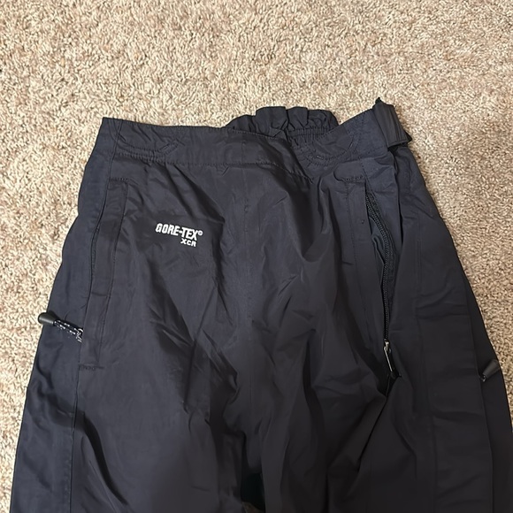 The North Face Gore-Tex XCR Black Summit Series Snowboarding Snowpants - Picture 2 of 8